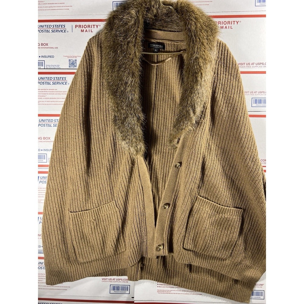 Banana Republic Womens‎ Removable Faux Fur Sweater Cardigan Coat XL Winter Camel